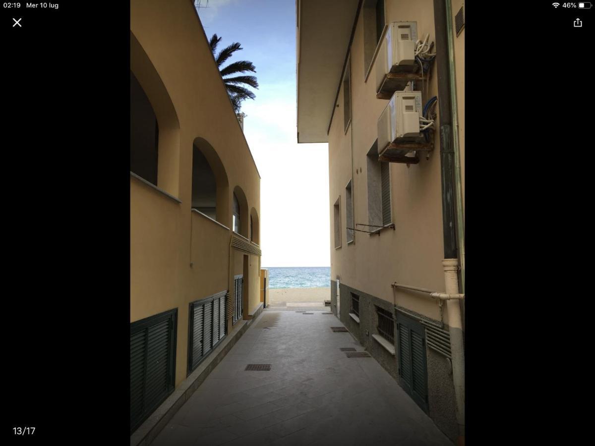 פייטרה ליגורה Babyaccommodation Family Sea & Box מראה חיצוני תמונה